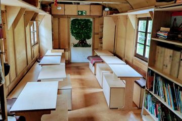 Innenansicht des umgebauten Bauwagens